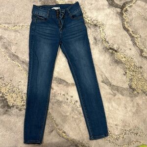 Women’s Celebrity Ace Skinny Jeans